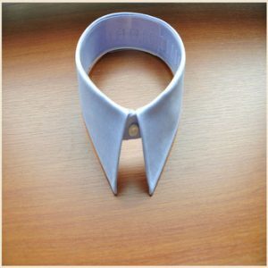 Pointed Spread Collar